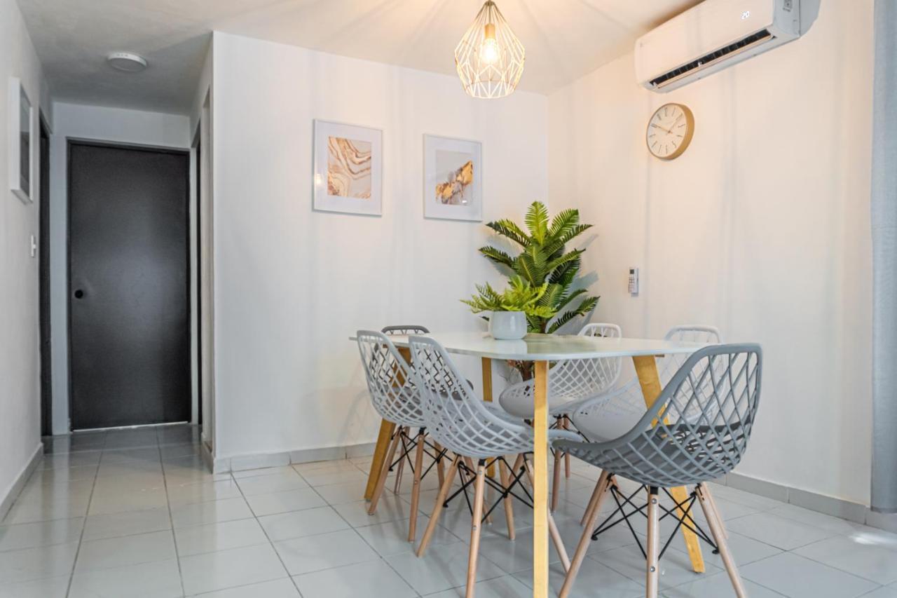Pako Stays - Luxurious & Spacious 2 Bedroom Apartments Close To The Beach, Free Wi-Fi, Ideal Location In Downtown Cancun Centro Zewnętrze zdjęcie