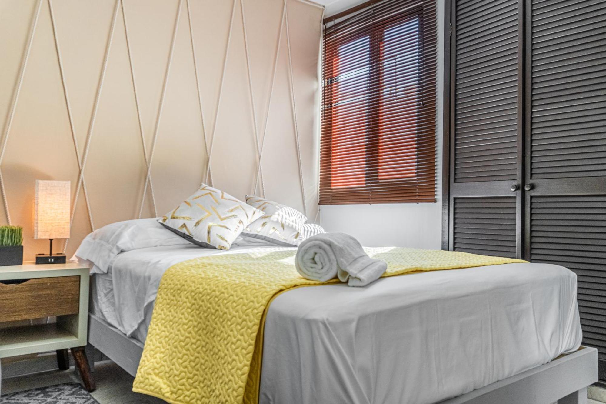 Pako Stays - Luxurious & Spacious 2 Bedroom Apartments Close To The Beach, Free Wi-Fi, Ideal Location In Downtown Cancun Centro Zewnętrze zdjęcie